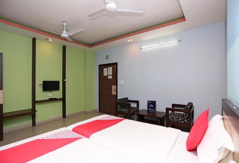 Oyo 4518 Hotel Parashuram 18