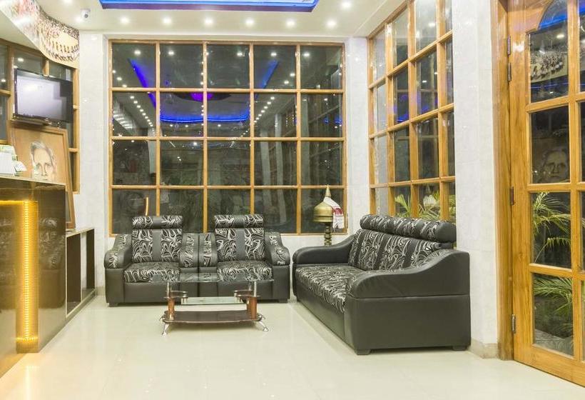 Oyo 4518 Hotel Parashuram 9