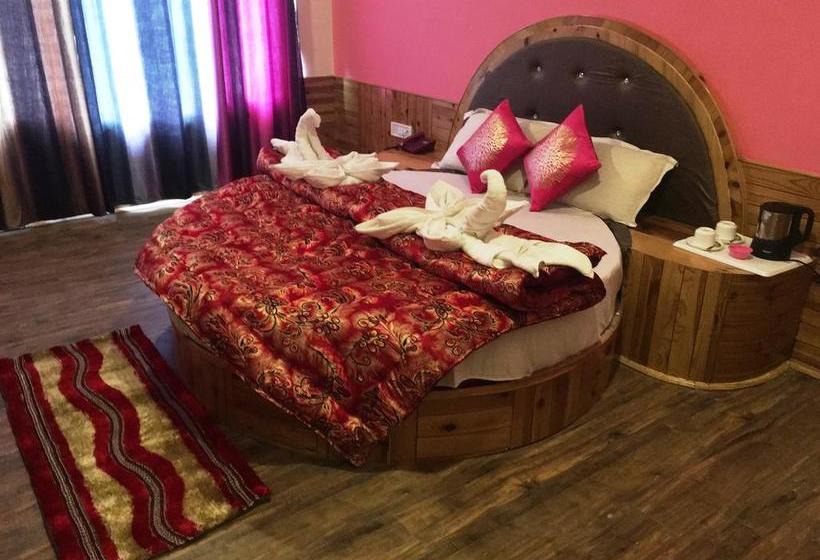 Oyo 8962 Hotel Mai Vrindavan 15