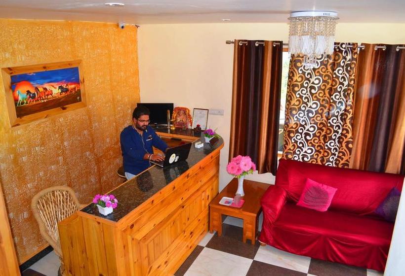 Oyo 8962 Hotel Mai Vrindavan 6