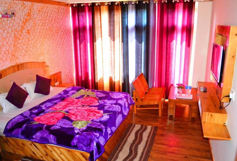 Oyo 8962 Hotel Mai Vrindavan 7