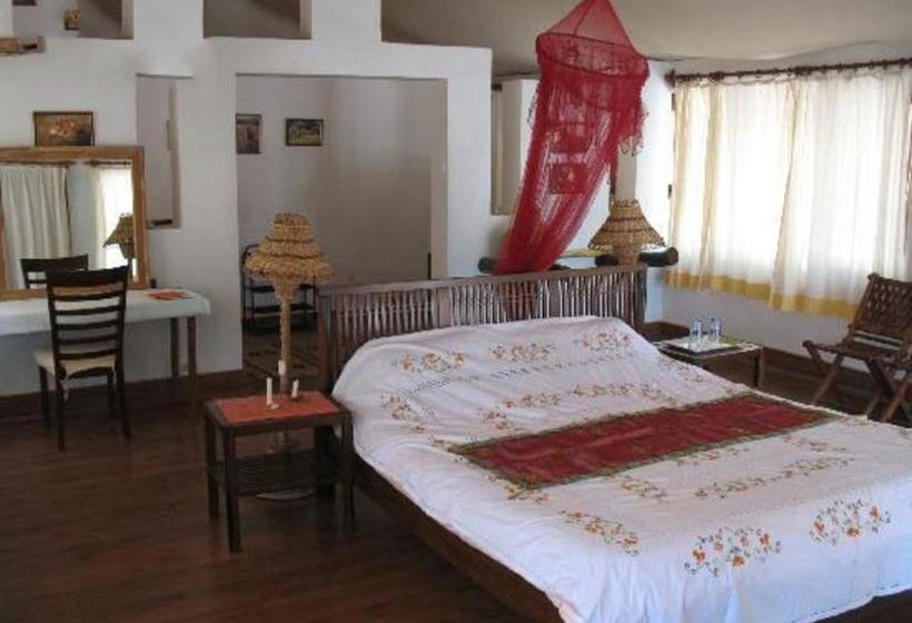 Hotel Bagh Sarai Resorts Bandhavgarh 12