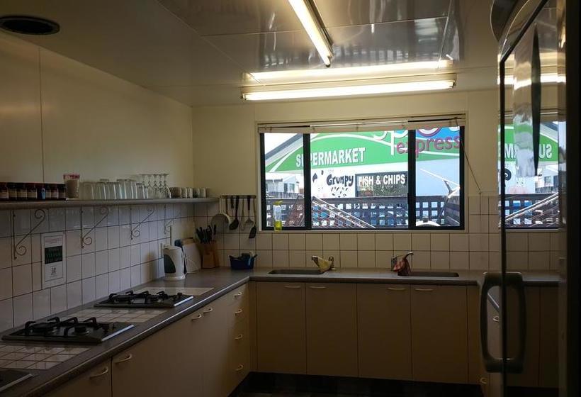 Hostel Wilderness Accommodation 4