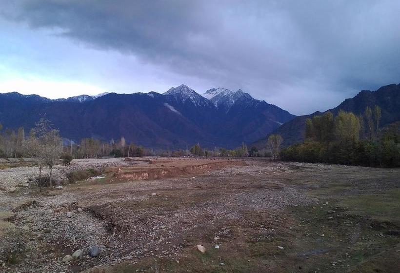 Bed & Breakfast Manzoor Karnayee 5