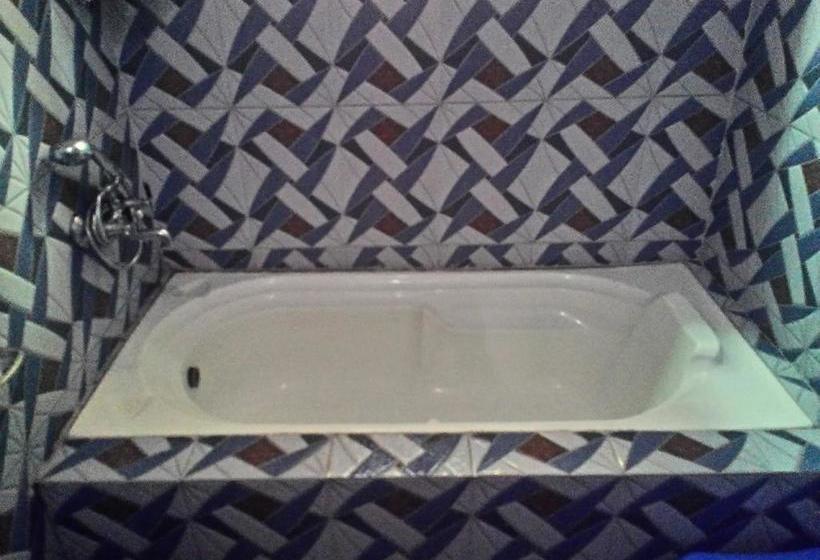 Bed & Breakfast Manzoor Karnayee 8