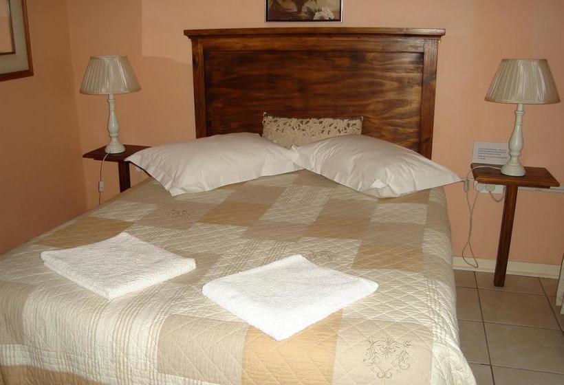 Taunton House B&b 12