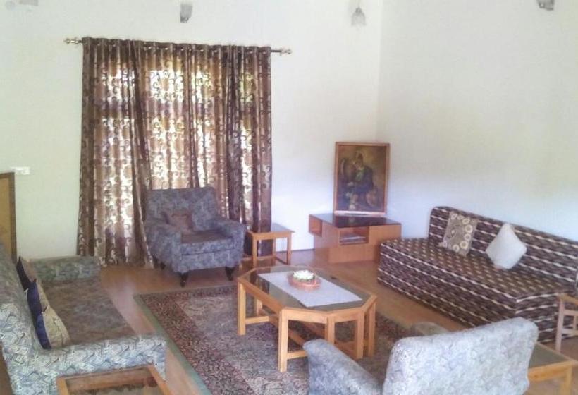 Hotel Silver Streak Cottage 9