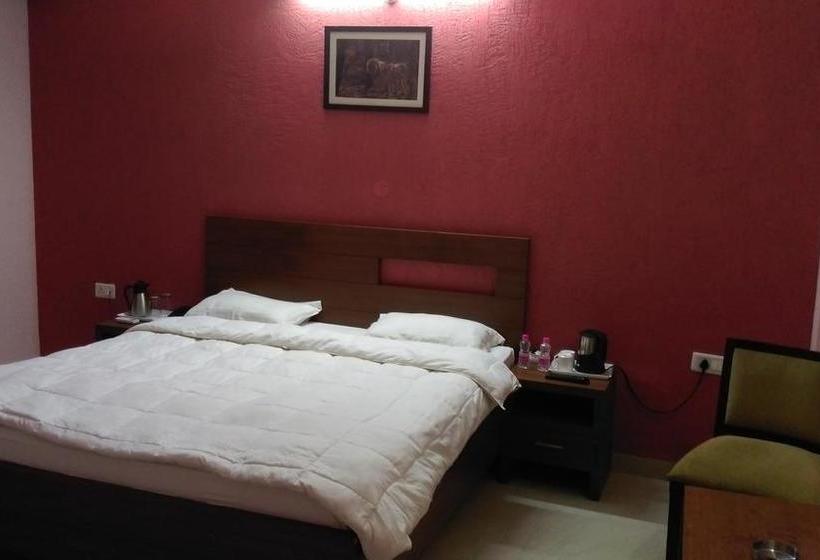 Hotel The Raj Palace 15