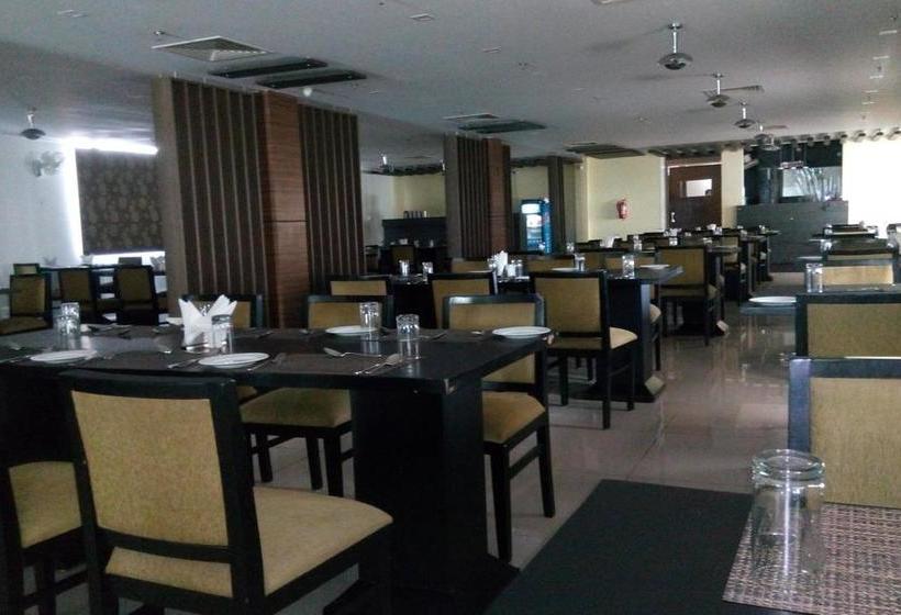 Hotel The Raj Palace 17