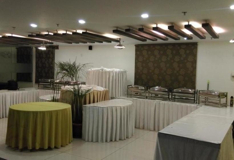 Hotel The Raj Palace 5