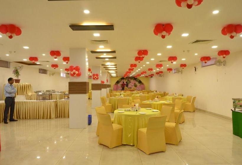 Hotel The Raj Palace 6