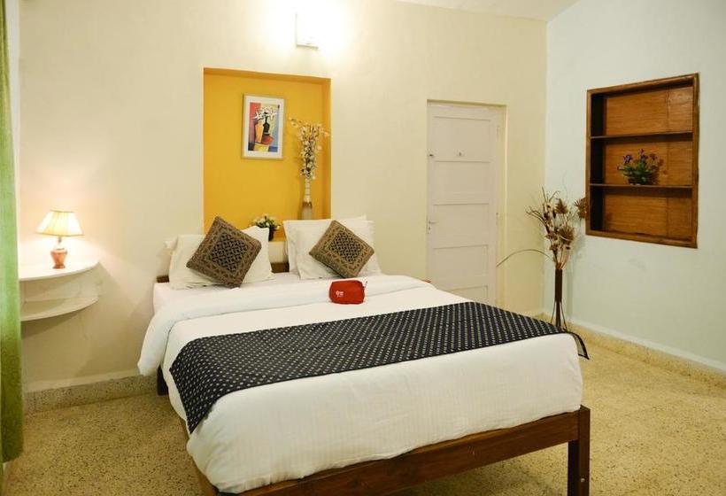 Hotel Oyo 809 Sunstay Beach Resort 2