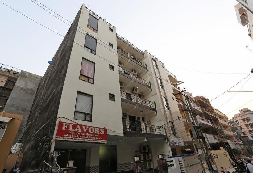 Oyo 709 Hotel Cross Winds Noida Uttar Pradesh