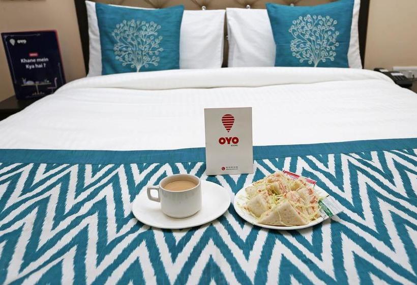 Oyo 709 Hotel Cross Winds 10