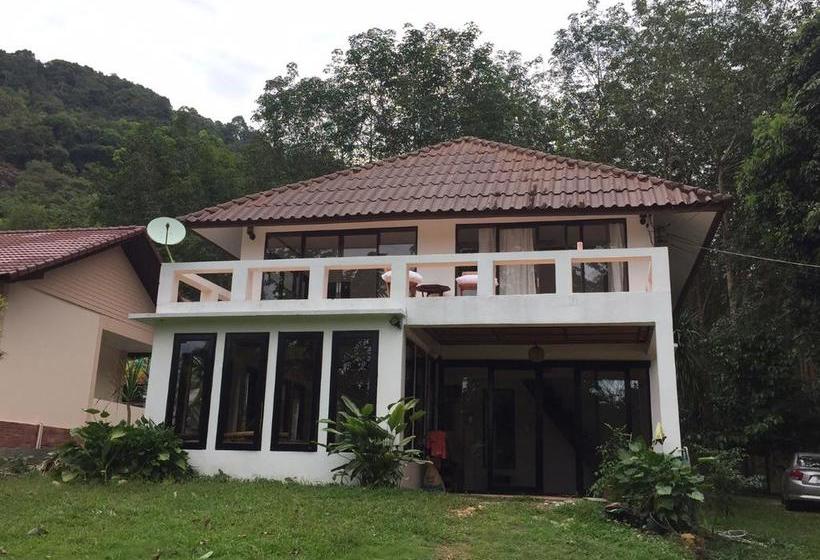 Auberge Hôtelière Happy Hippy House 4