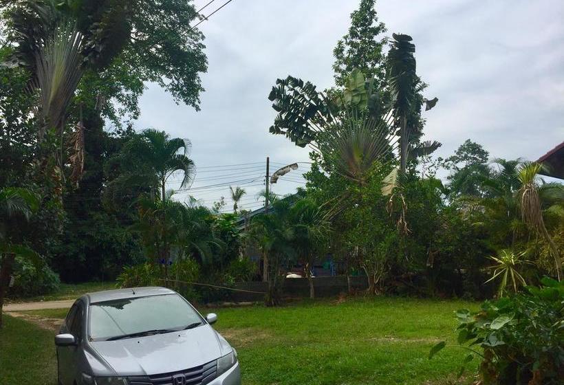 Auberge Hôtelière Happy Hippy House 6