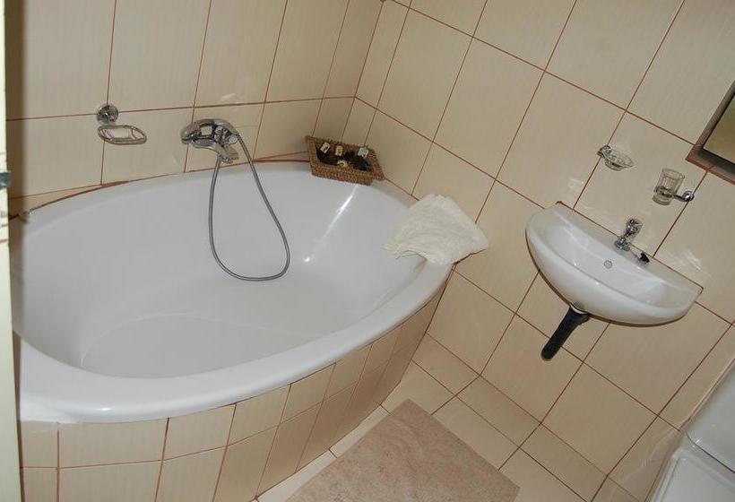 Bed and Breakfast Sleep And Dream Guest House 13