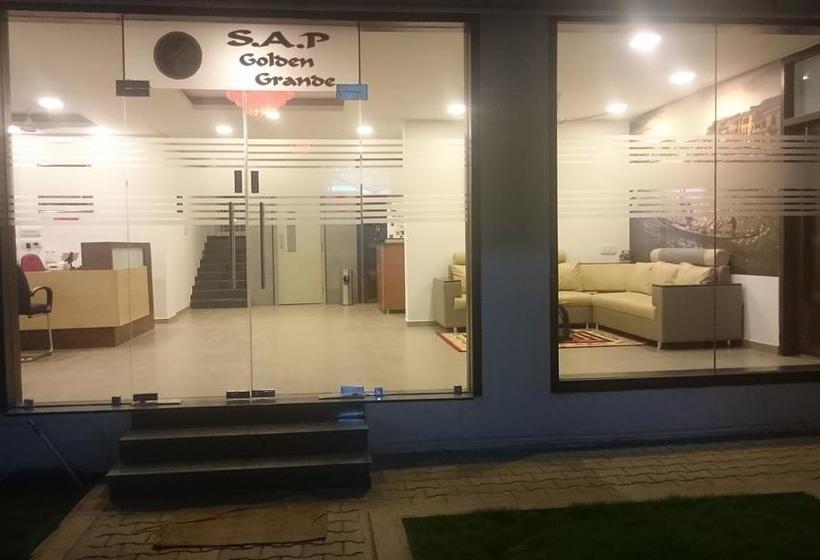 Hotel Sap Golden Grande 9