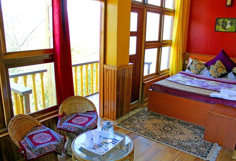 Hotel The Red Mud Chalet 16