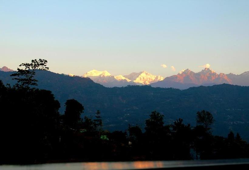 Hotel The Red Mud Chalet 9