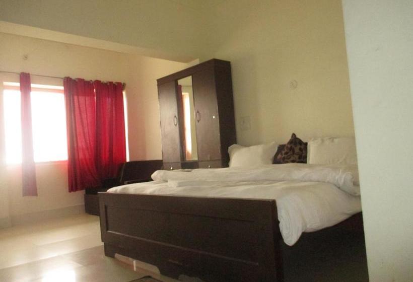 Hotel The Garhwali Inn 11