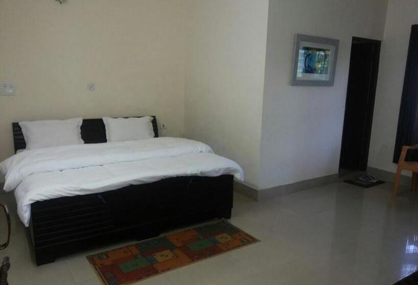 Hotel The Garhwali Inn 17