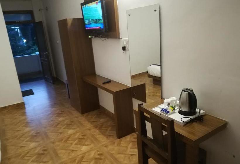 Corbett Jungle Treasure Resort 2