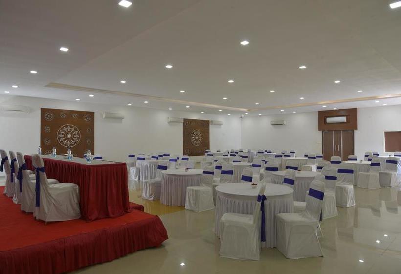 Banyan Paradise Resort 17