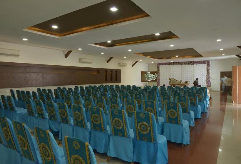 Banyan Paradise Resort 4