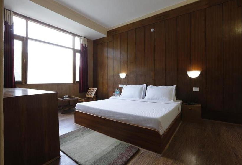 Hotel The Valerian 16