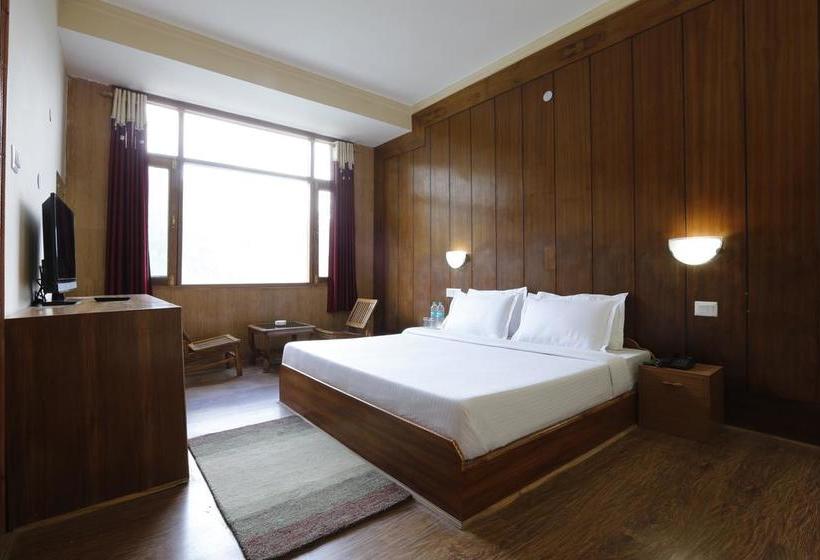 Hotel The Valerian 9