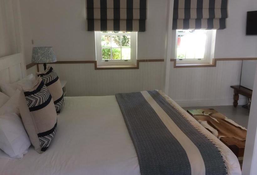 Bed and Breakfast Mountain Shadows Estate 13