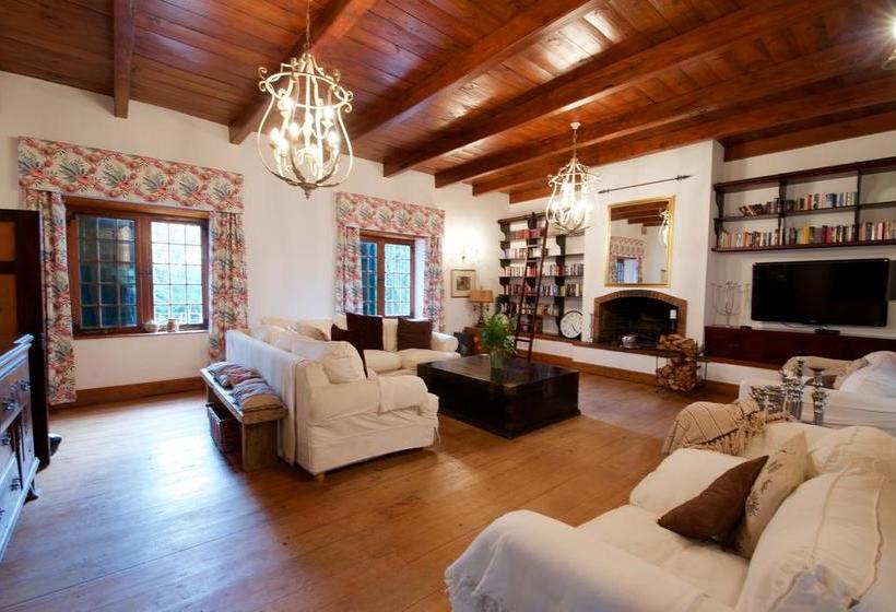 Bed and Breakfast Mountain Shadows Estate 8