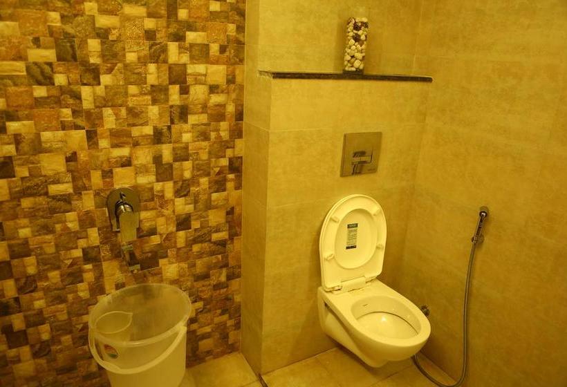 Hotel Devlok Primal 16