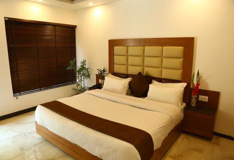 Hotel Devlok Primal 9