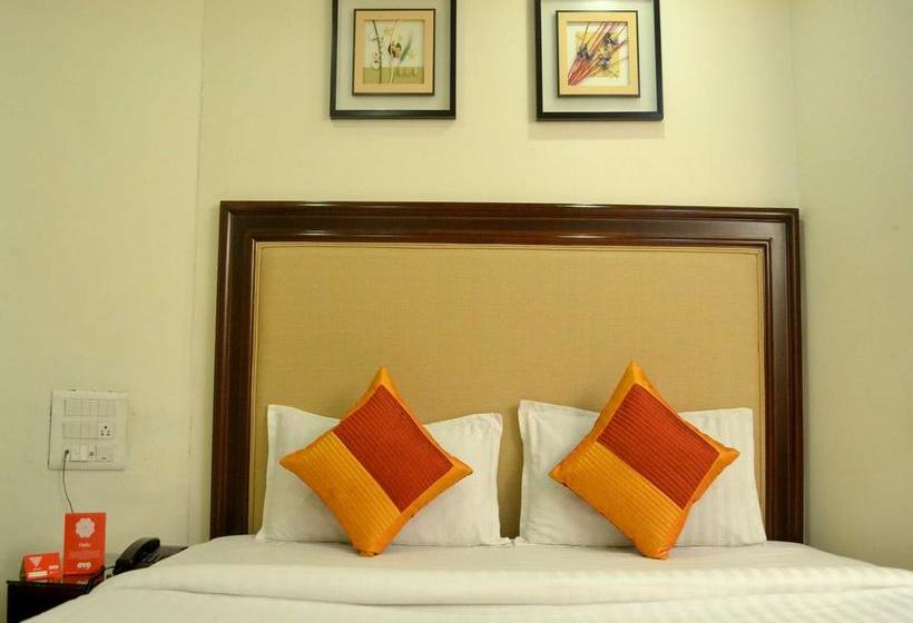 Hotel Oyo 3703 Near Dargah Bazar 12