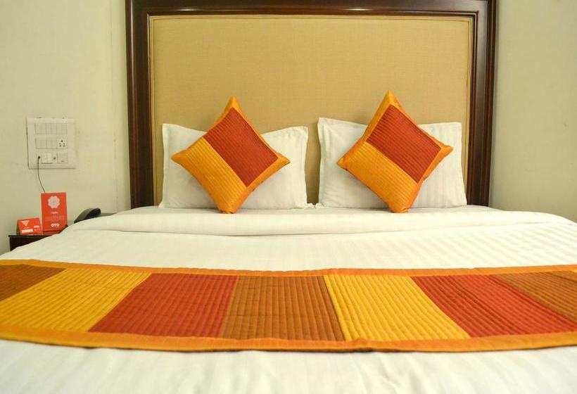 Hotel Oyo 3703 Near Dargah Bazar 8