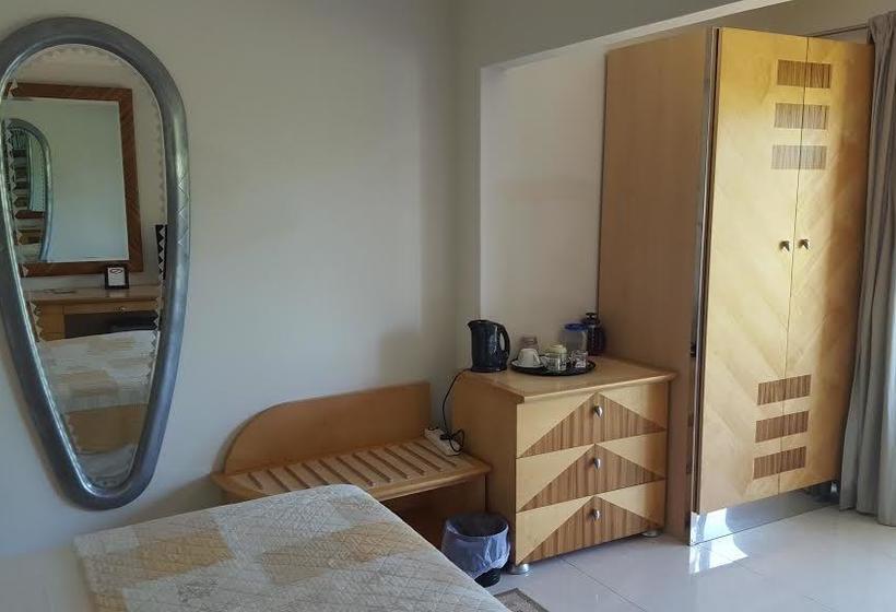 Bed and Breakfast Ridgesea Guest House 1