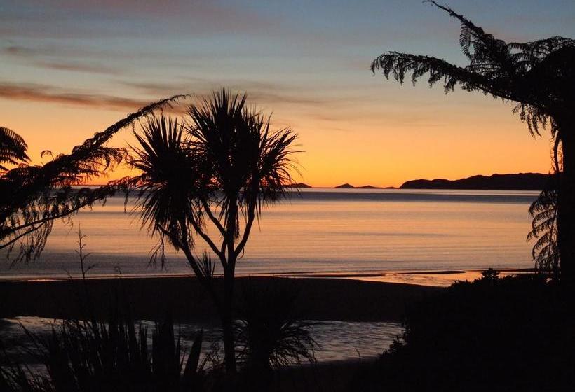 Resort Adrift In Golden Bay 19