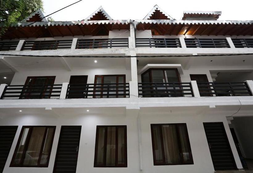 Hotel Oyo 8985 Summer King Uttarakhand