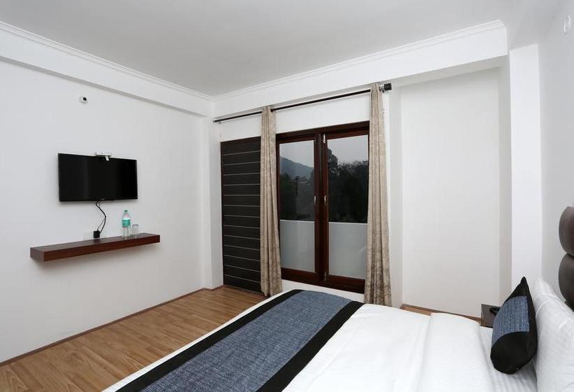 Hotel Oyo 8985 Summer King 19