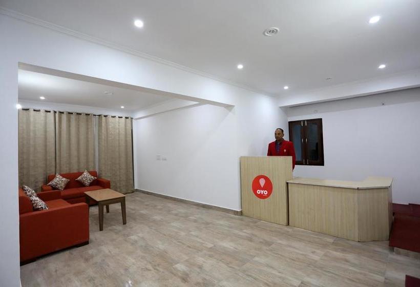 Hotel Oyo 8985 Summer King 2