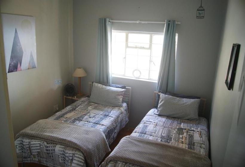 Hostel Peacevale Backpackers 16