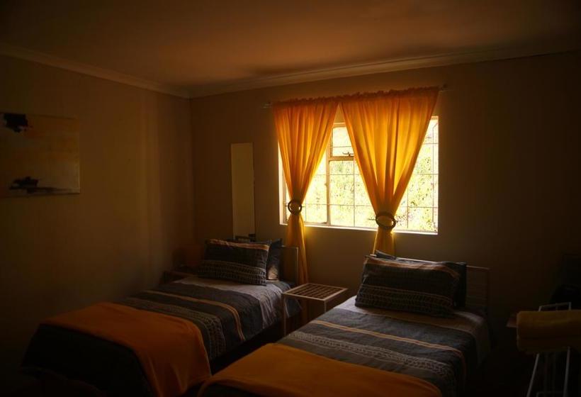 Hostel Peacevale Backpackers 2