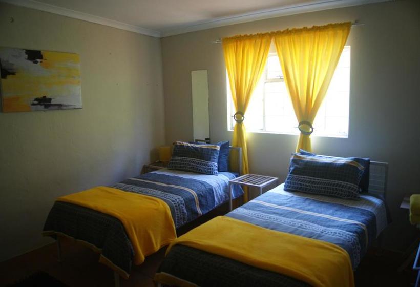 Hostel Peacevale Backpackers 9