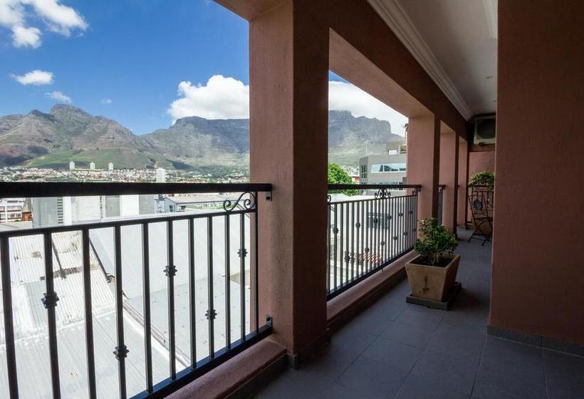 Hotel Nazari House 18