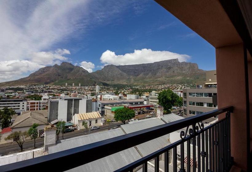 Hotel Nazari House 5