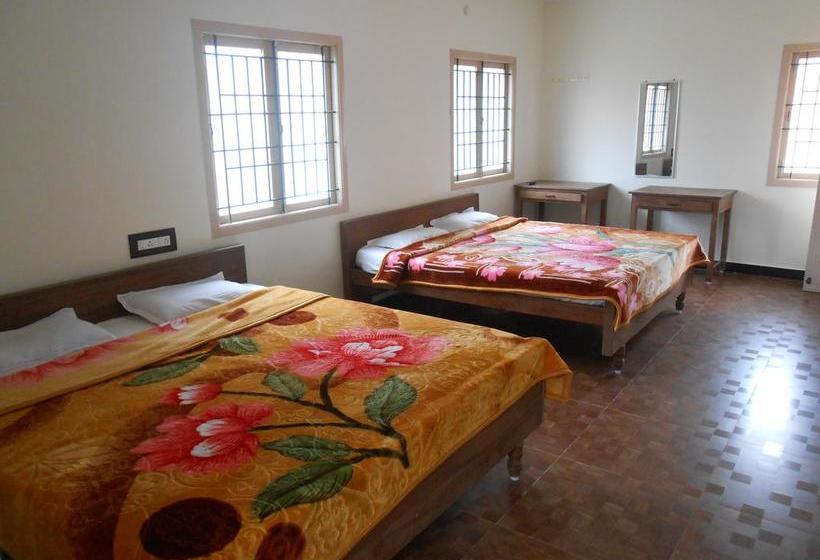 Hotel Angel Nivas 13