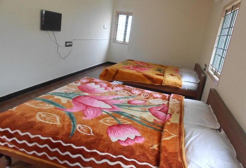 Hotel Angel Nivas 14