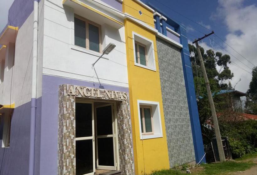 Hotel Angel Nivas 18